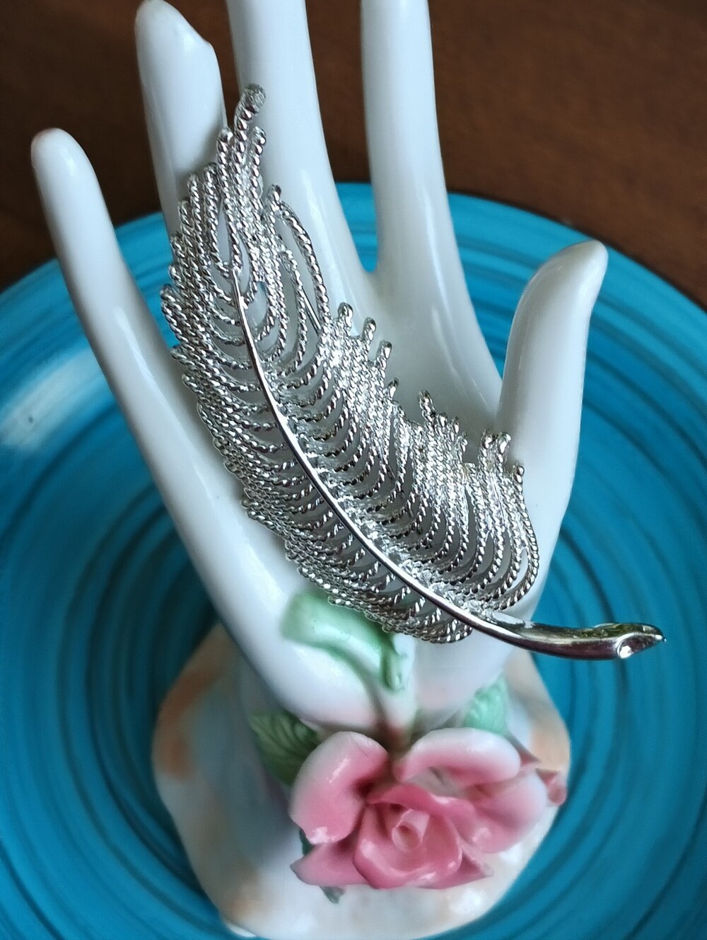 Vintage Silver Leaf Brooch